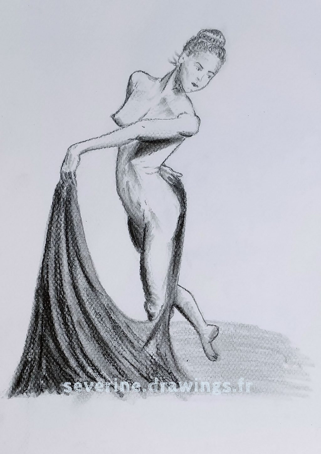 severine-drawings-modele-vivant-fusain